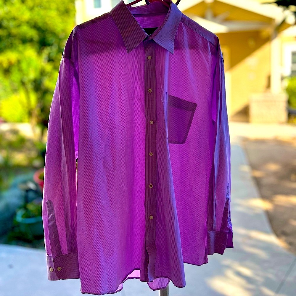 This is an XL Nicole Miller New York men’s dress shirt